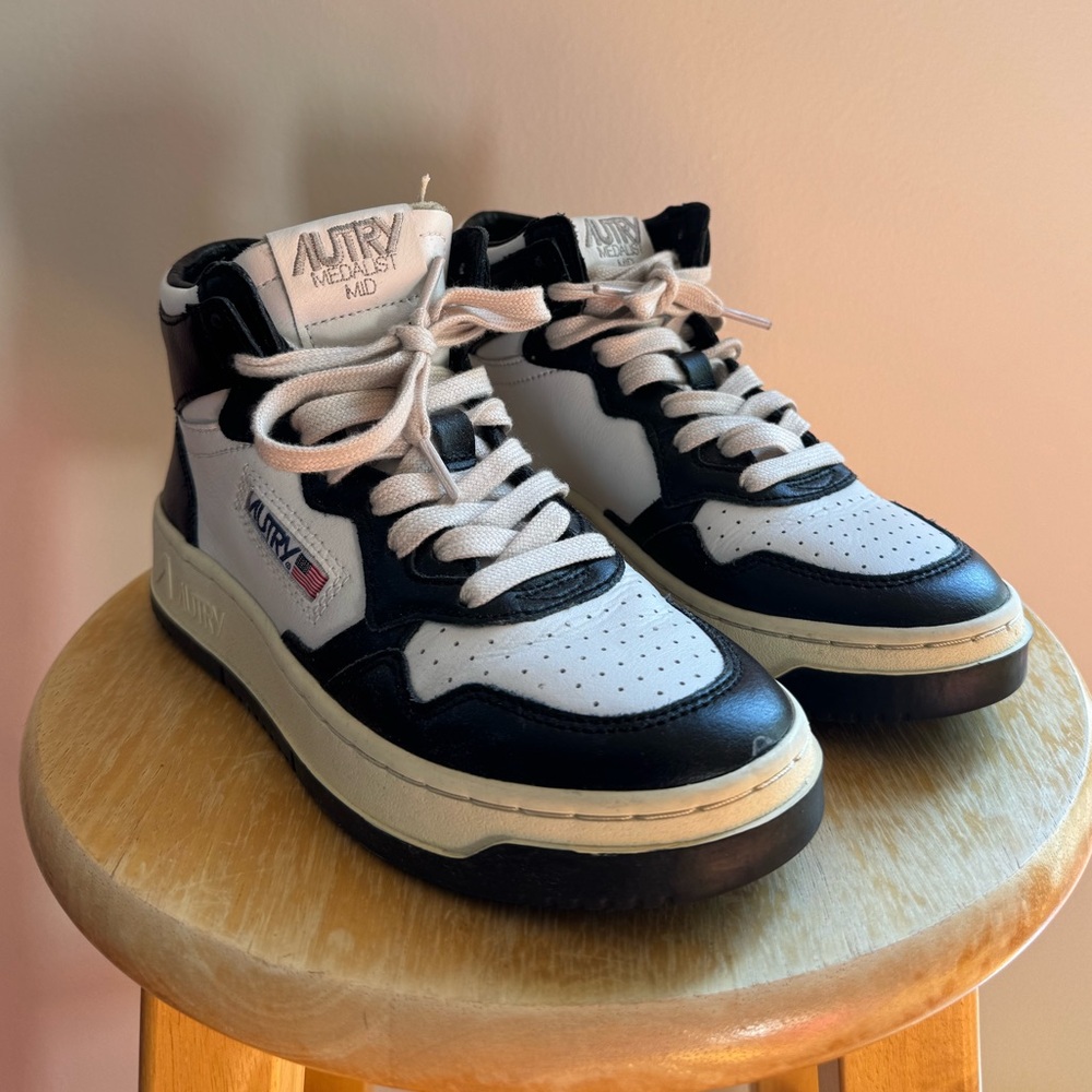 AUTRY | HIGH-TOP WOMEN’S SNEAKERS SIZE 36